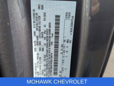 Used 2023 Ford F250 XL w/ STX Appearance Package image 29