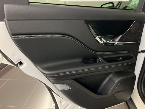 Used 2026 Lincoln Corsair Premiere image 34