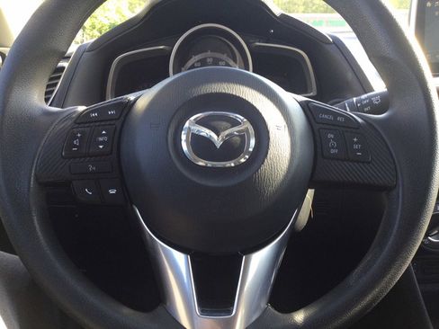 Used 2016 MAZDA MAZDA3 i Sport w/ Preferred Equipment Package FWD image 25