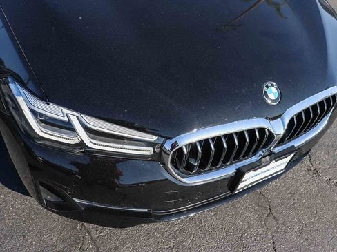 Certified 2023 BMW 530i w/ Convenience Package image 9