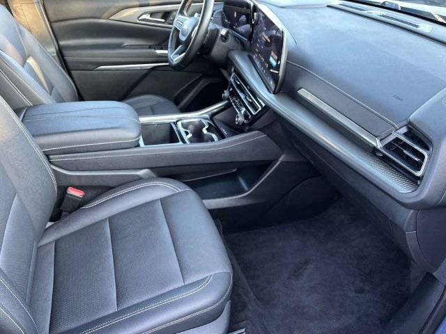 Used 2025 Chevrolet Traverse LT AWD/4WD image 25