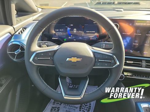 New 2026 Chevrolet Equinox EV LT image 9