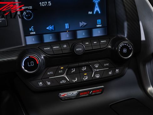 Used 2015 Chevrolet Corvette Z06 w/ 2LZ Preferred Equipment Group RWD image 44