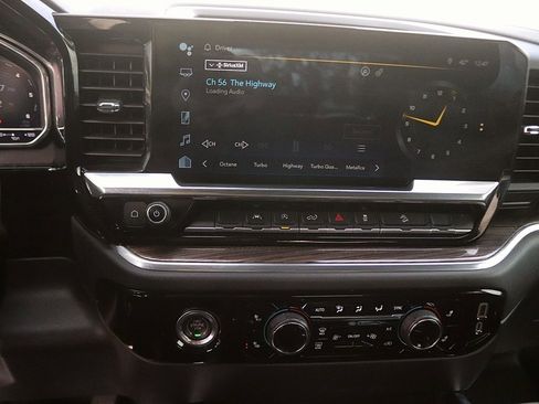 Used 2023 Chevrolet Silverado 1500 LT Trail Boss image 22