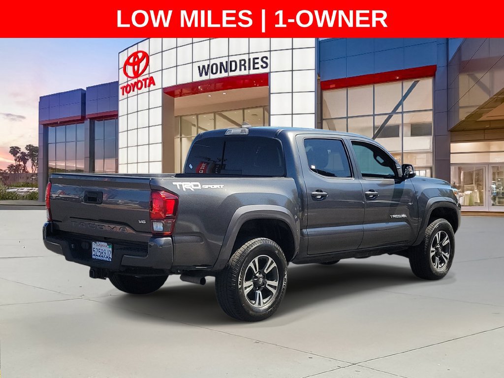 Used 2018 Toyota Tacoma TRD Sport w/ Technology Package RWD image 7