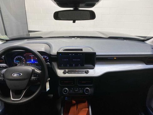 Used 2022 Ford Maverick XLT w/ Equipment Group 300A Standard image 10