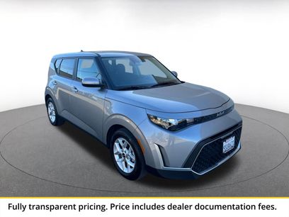 Used 2025 Kia Soul LX w/ LX Technology Package