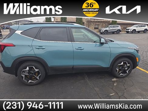 Used 2025 Kia Seltos EX w/ EX Sunroof Package AWD/4WD image 6