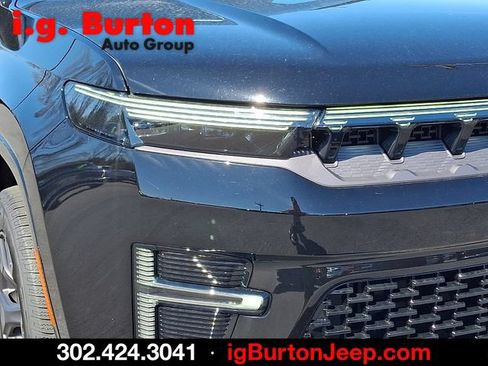 New 2026 Jeep Grand Wagoneer Limited AWD/4WD image 6