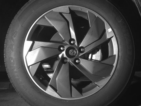 Used 2025 Nissan Rogue SV image 12