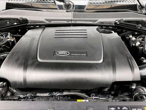 Used 2024 Land Rover Defender 110 S image 11