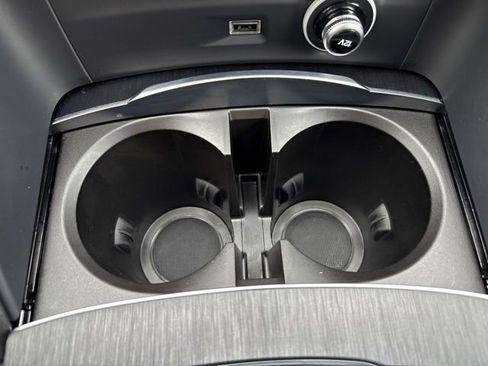 Used 2024 Alfa Romeo Stelvio Sprint image 22