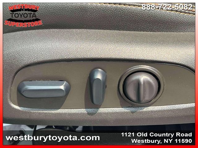 Used 2024 GMC Terrain AT4 w/ Tech Package AWD/4WD image 23
