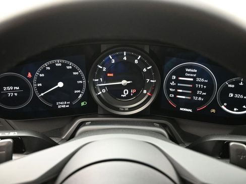 Certified 2024 Porsche 911 Carrera image 11