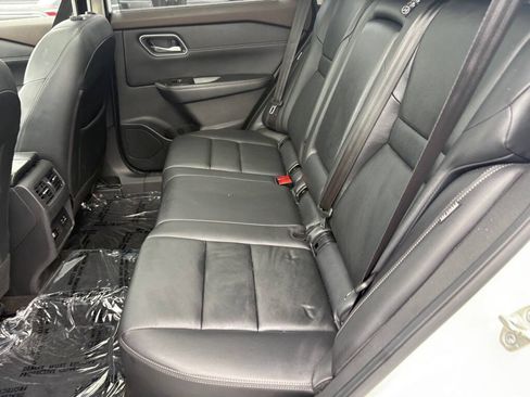 Used 2021 Nissan Rogue SL w/ Premium Package AWD/4WD image 16