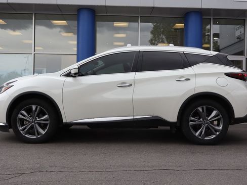 Used 2023 Nissan Murano Platinum w/ Cargo Package AWD/4WD image 2