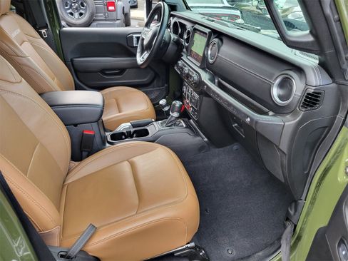 Used 2023 Jeep Wrangler Unlimited Rubicon 4xe w/ Steel Bumper Group image 19