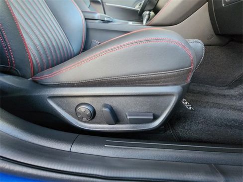 Used 2025 Genesis G70 2.5T w/ Sport Prestige Package image 23