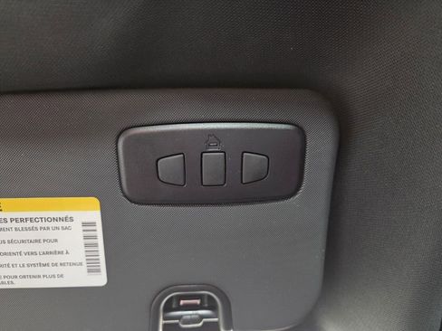 Used 2024 Alfa Romeo Giulia Ti w/ Performance Driving Package image 21