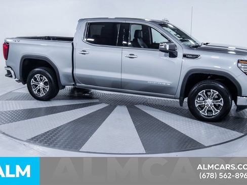 Used 2026 GMC Sierra 1500 SLT AWD/4WD image 13