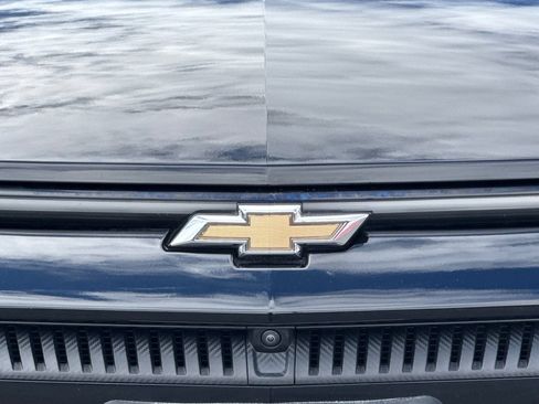 Used 2024 Chevrolet Equinox EV LT FWD image 42