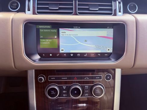 Used 2017 Land Rover Range Rover HSE image 23