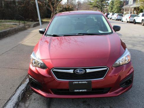 Used 2018 Subaru Impreza 2.0i image 2
