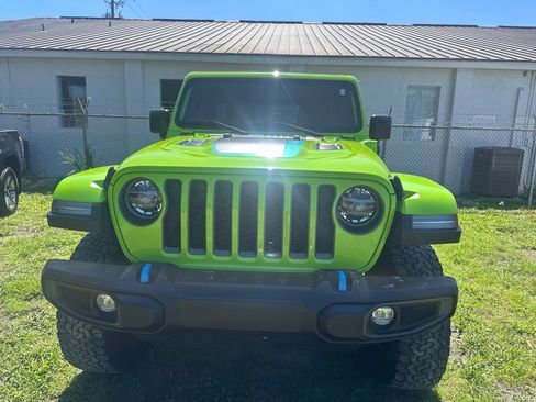 Used 2021 Jeep Wrangler Unlimited Rubicon 4xe w/ Cold Weather Group AWD/4WD image 4