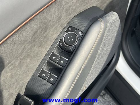 Certified 2022 Ford Mustang Mach-E GT image 21