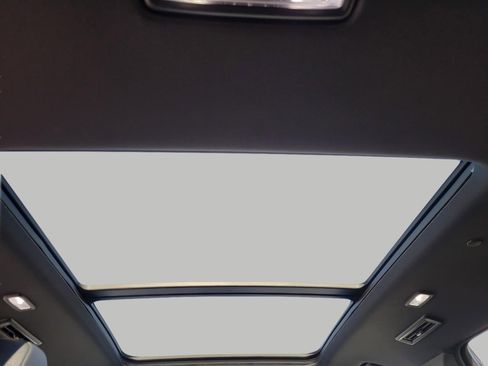 Certified 2024 Chevrolet Traverse RS w/ LPO, Floor Liner Package image 26