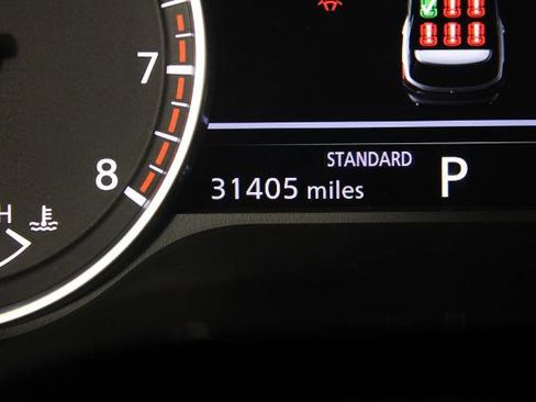 Certified 2025 Nissan Pathfinder SV FWD image 30
