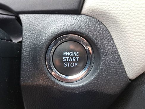 Certified 2022 Toyota RAV4 XLE image 29