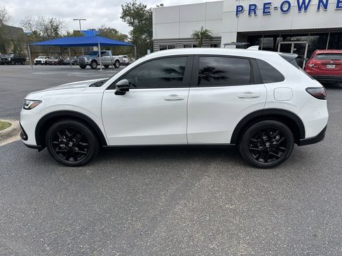 Used 2024 Honda HR-V Sport image 3