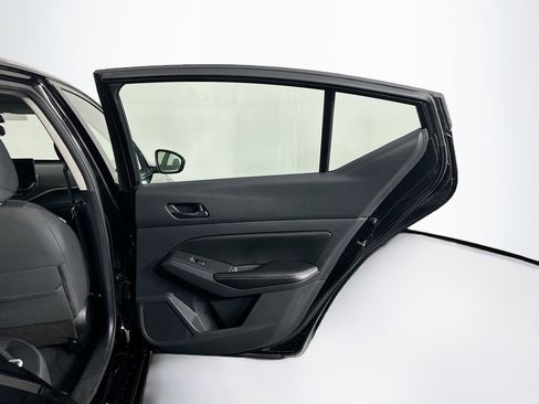 Used 2024 Nissan Altima 2.5 SV w/ SV Premium Package image 29