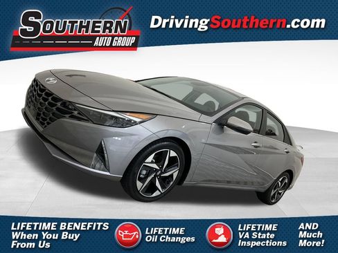 Used 2023 Hyundai Elantra Limited w/ Preferred Accessory Package FWD image 1