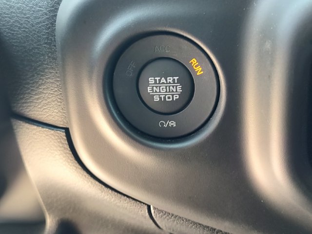 Used 2023 Jeep Gladiator Mojave w/ Cold Weather Group AWD/4WD image 20