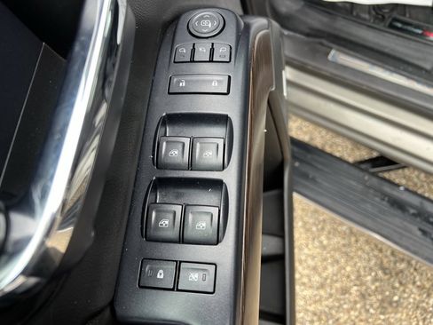 Used 2017 GMC Sierra 1500 Denali w/ Denali Ultimate Package image 29