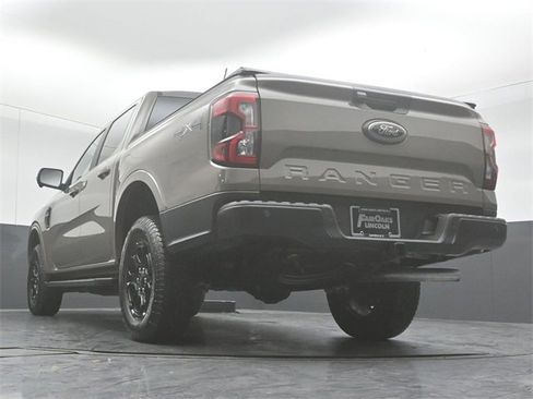 Used 2025 Ford Ranger Lariat w/ Black Appearance Package image 42