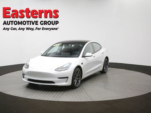 Used 2023 Tesla Model 3 Standard Range image 49