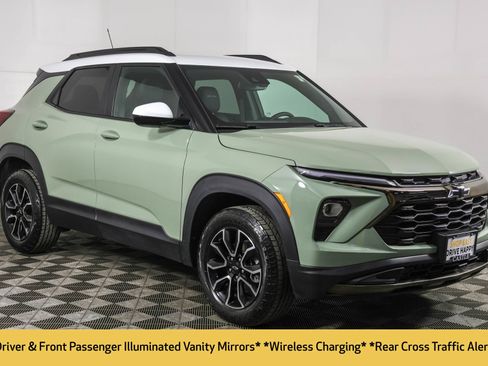 Used 2024 Chevrolet TrailBlazer ACTIV w/ Convenience Package AWD/4WD image 12