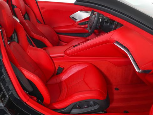 Used 2023 Chevrolet Corvette Stingray Premium Conv w/ Z51 Performance Package RWD image 12