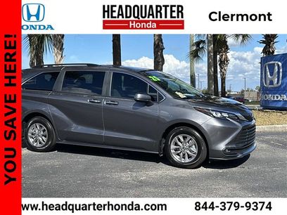 Used 2025 Toyota Sienna XLE