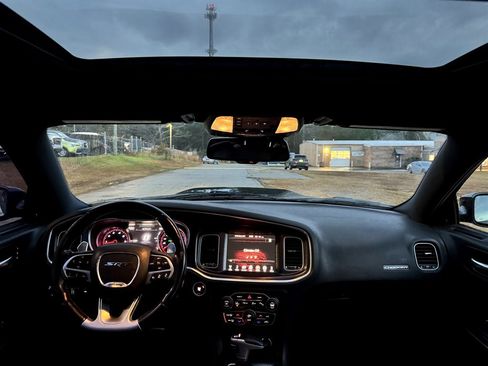 Used 2016 Dodge Charger SRT w/ Technology Group image 14