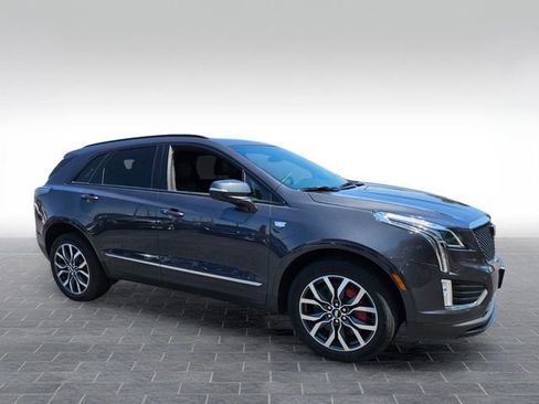Used 2023 Cadillac XT5 Sportv AWD/4WD image 3