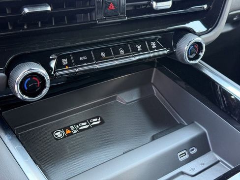 New 2026 Chevrolet Tahoe RST AWD/4WD image 32