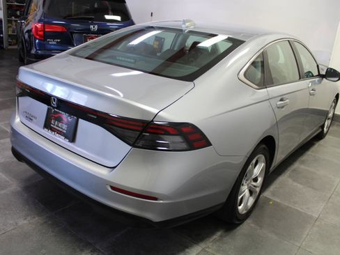 Used 2023 Honda Accord LX image 6