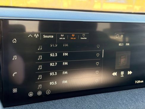 Used 2026 Nissan Kicks SV FWD image 23