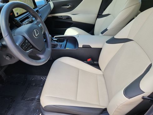 Used 2024 Lexus ES 350 w/ Premium Package FWD image 29