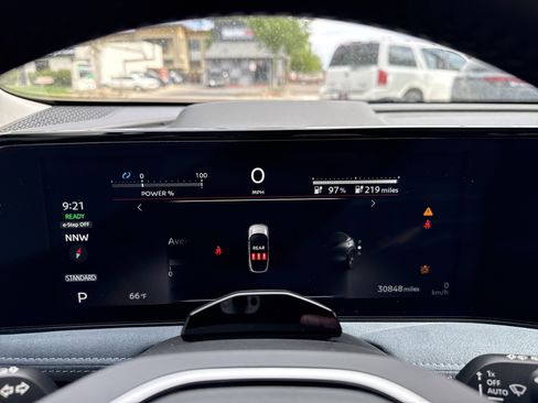 Certified 2024 Nissan Ariya AWD image 3