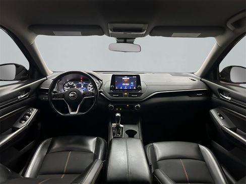 Used 2021 Nissan Altima 2.5 SR image 11